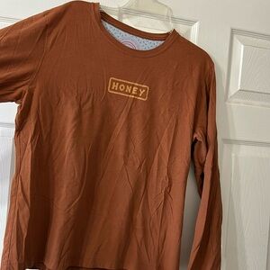 Life is good shirt. Lightly worn. Just wrinkled from storage! Non smoking